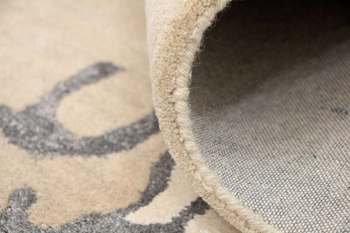 Designer Rug - 241 x 154 cm - beige