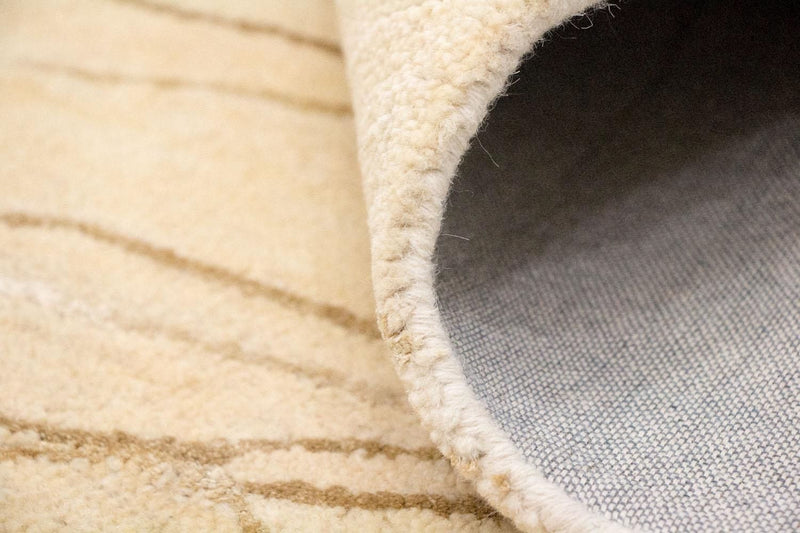 Designer Rug - 240 x 153 cm - beige