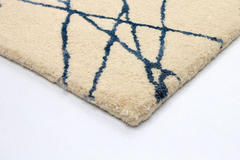 Designer Rug - 197 x 138 cm - beige