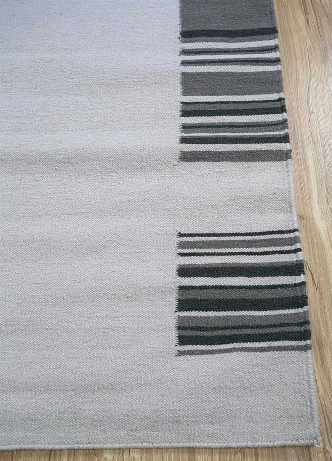 Wool Rug - 240 x 150 cm - light grey