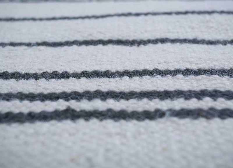 Wool Rug - 240 x 150 cm - light grey