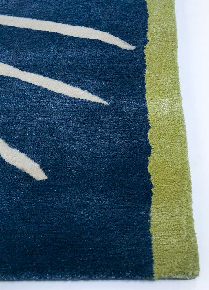 Wool Rug - 270 x 180 cm - multicolored