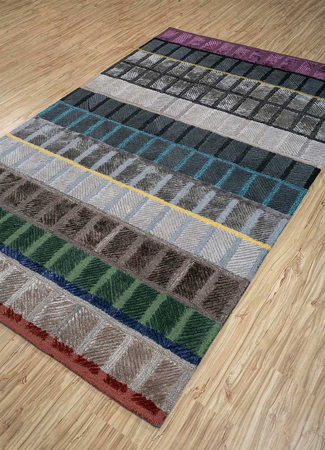 Wool Rug - 270 x 180 cm - multicolored