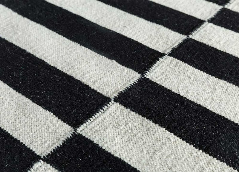 Designer Rug - 270 x 180 cm - multicolored