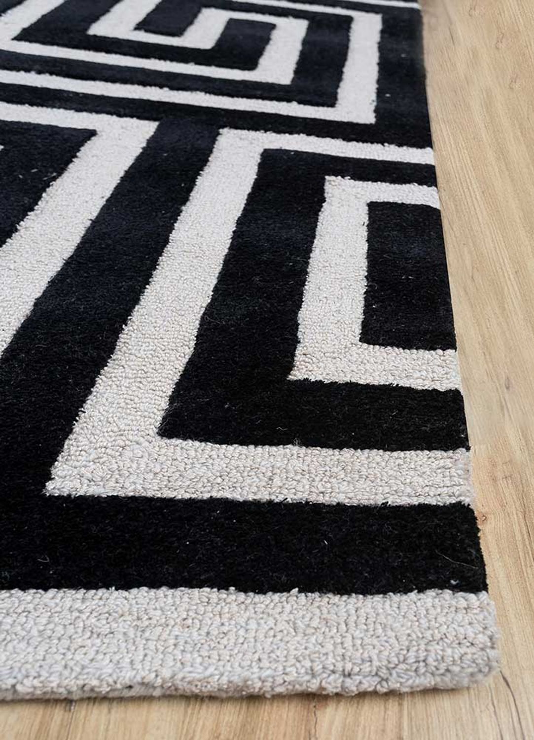 Wool Rug 240x330cm - Wool Rug