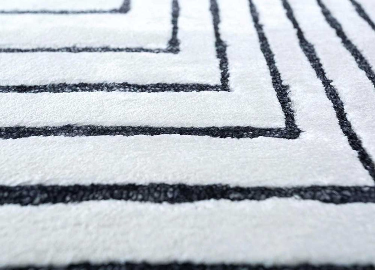 Viscose Rug - 420 x 300 cm - cream