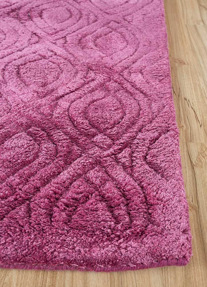 Designer Rug - 270 x 180 cm - rose