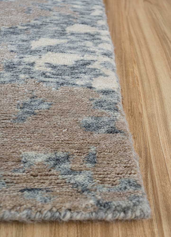 Wool Rug - 300 x 240 cm - grey