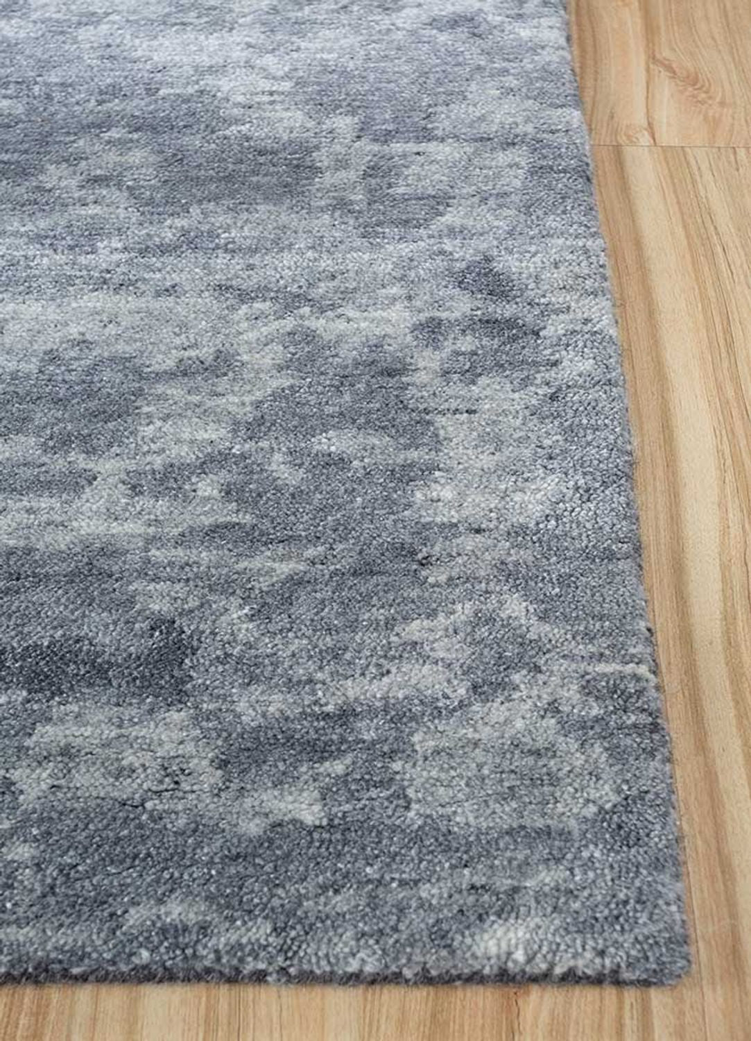 Wool Rug - 300 x 240 cm - grey