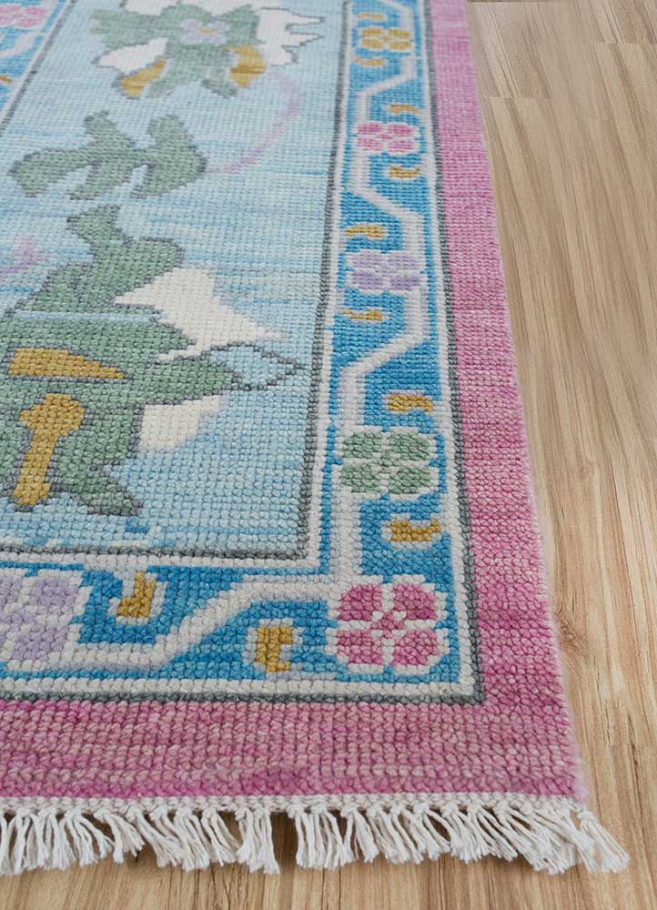Wool Rug - 270 x 180 cm - rose