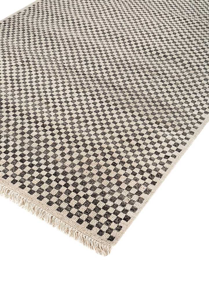 Wool Rug - 270 x 180 cm - cream