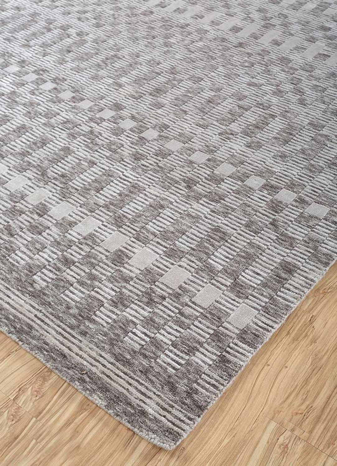 Wool Rug - 300 x 240 cm - taupe
