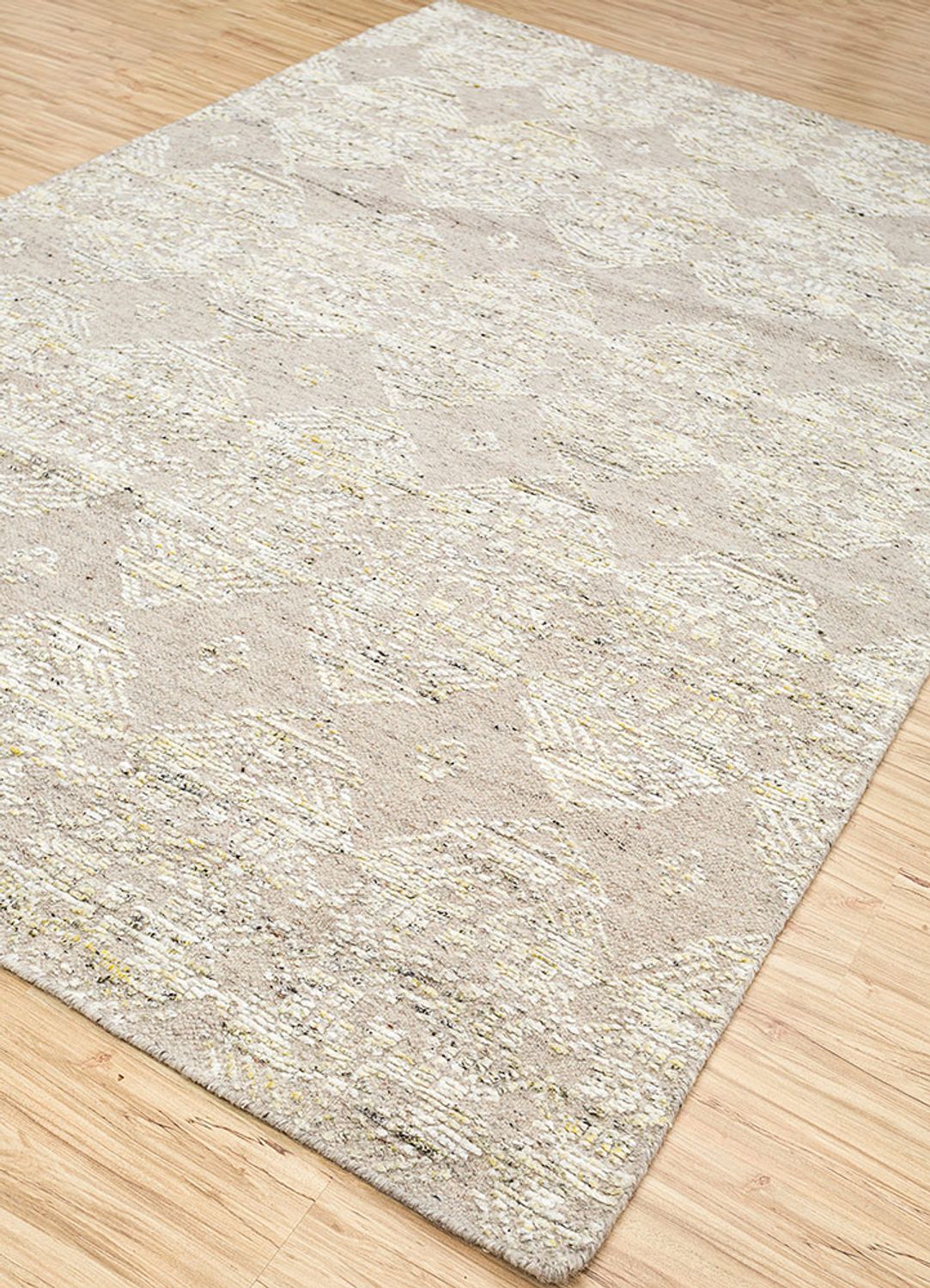 DP02-RUG1161681-240x150