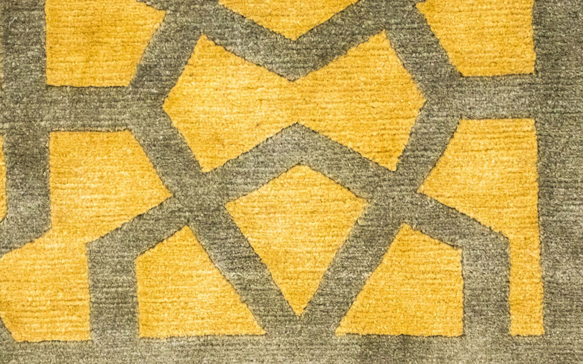 Nepal Rug - 244 x 180 cm - brown