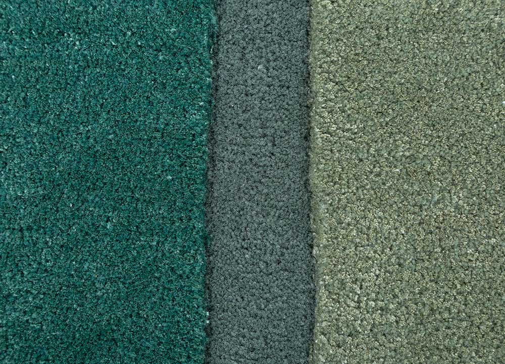 Wool Rug other shape  - 235 x 158 cm - multicolored