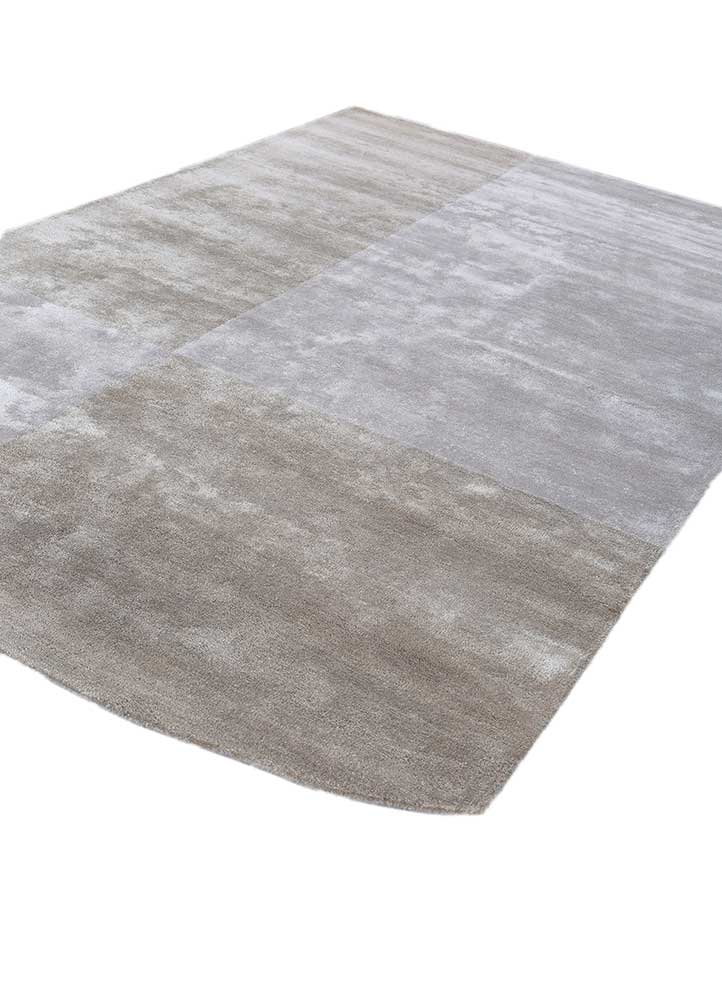 Designer Rug other shape  - 240 x 150 cm - light grey