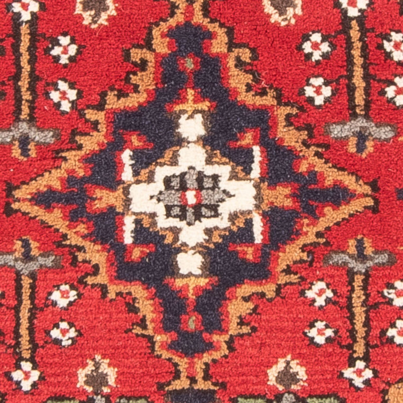 Oriental Rug - 140 x 70 cm - red