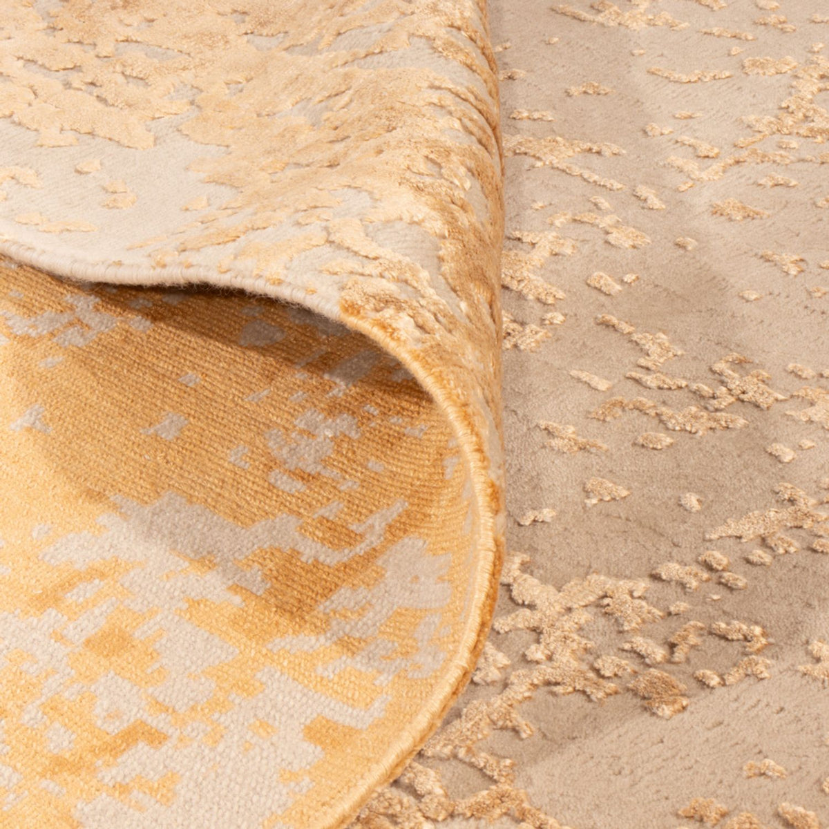 Designer Rug - 246 x 171 cm - gold