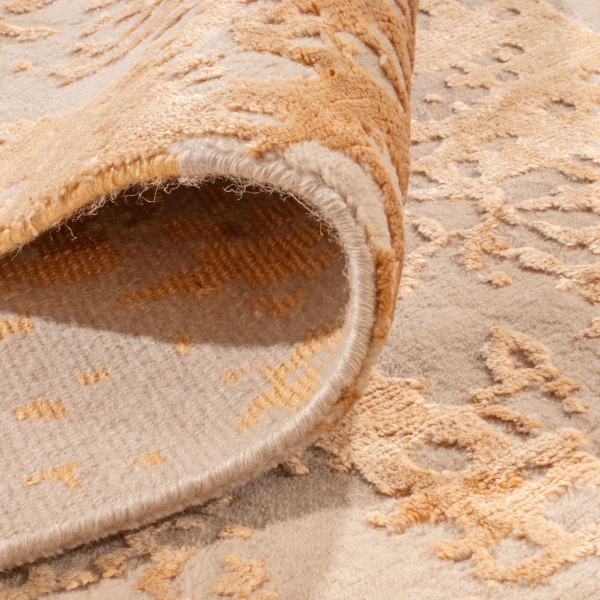 Designer Rug - 303 x 202 cm - gold