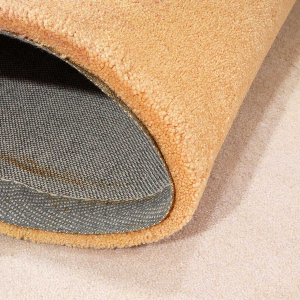 Wool Rug - 170 x 115 cm - multicolored