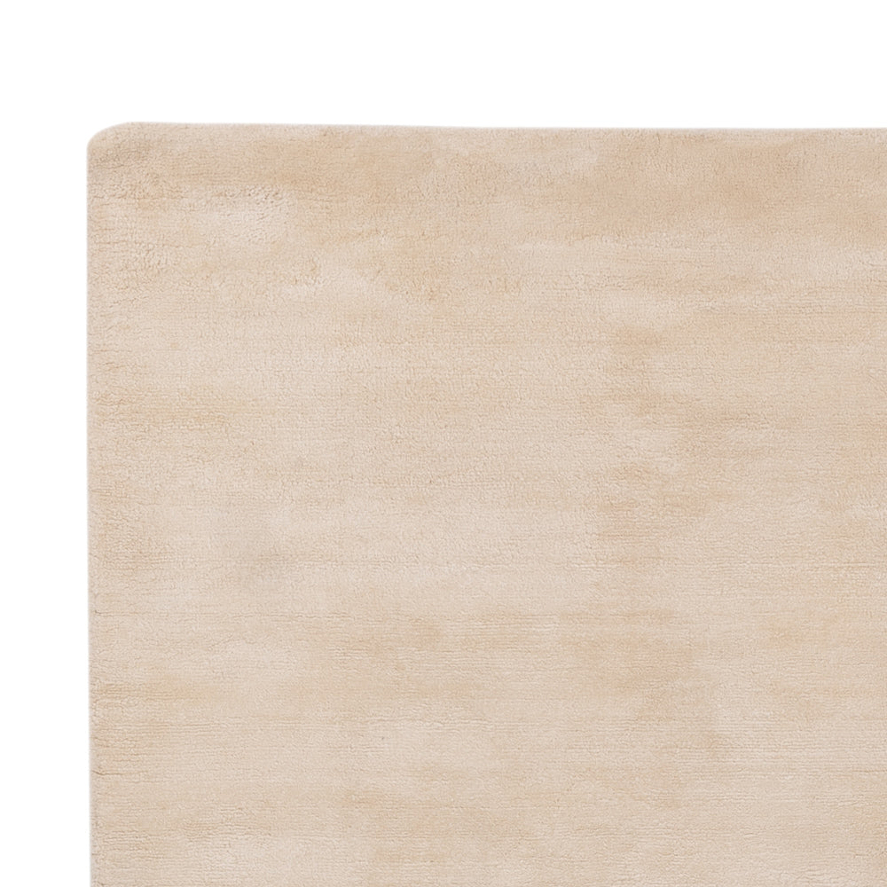 Viscose Rug - 238 x 150 cm - cream