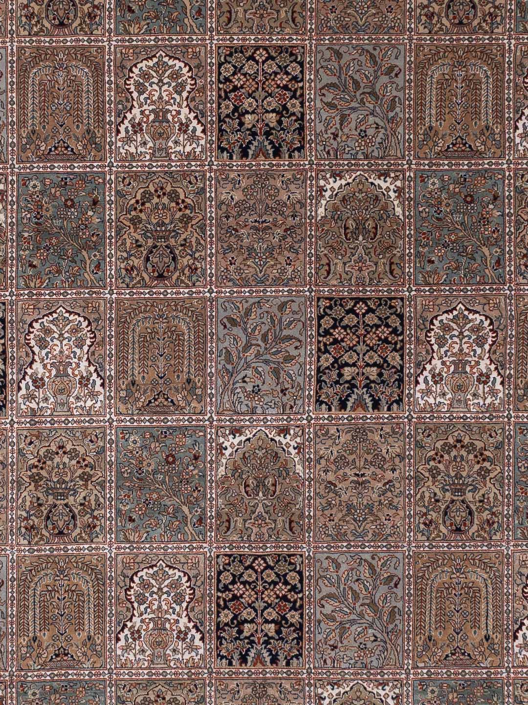 Orientteppich - Ghom - Indus - 396 x 306 cm - dunkelbeige