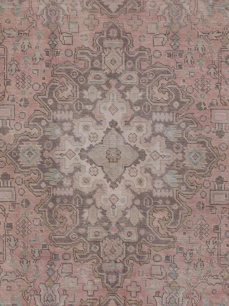 Vintage Rug 194x278cm