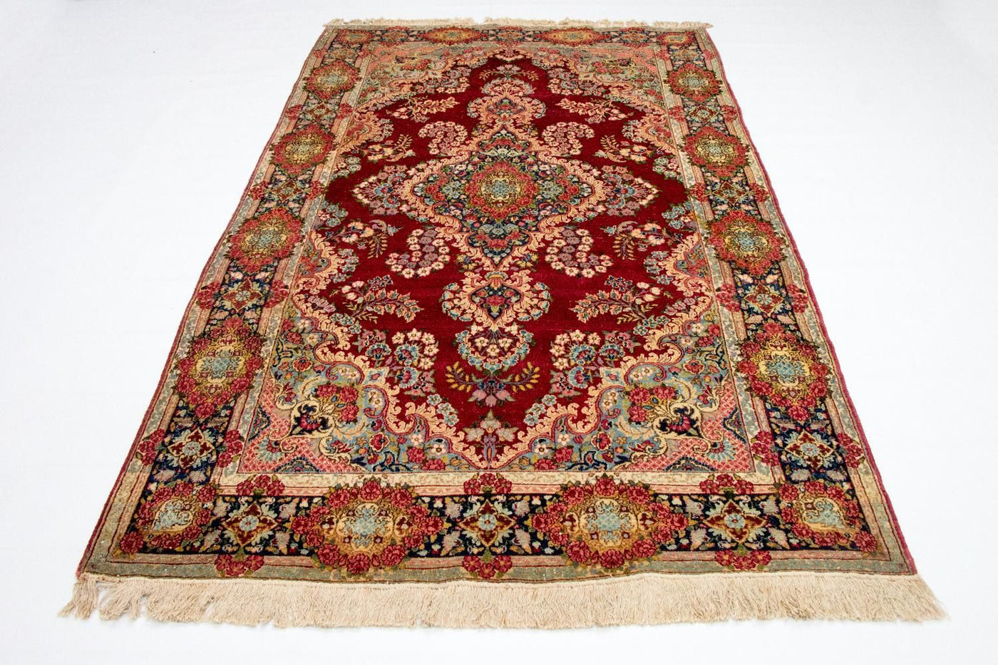 Kerman Rug 235x141cm - Persian Rugs