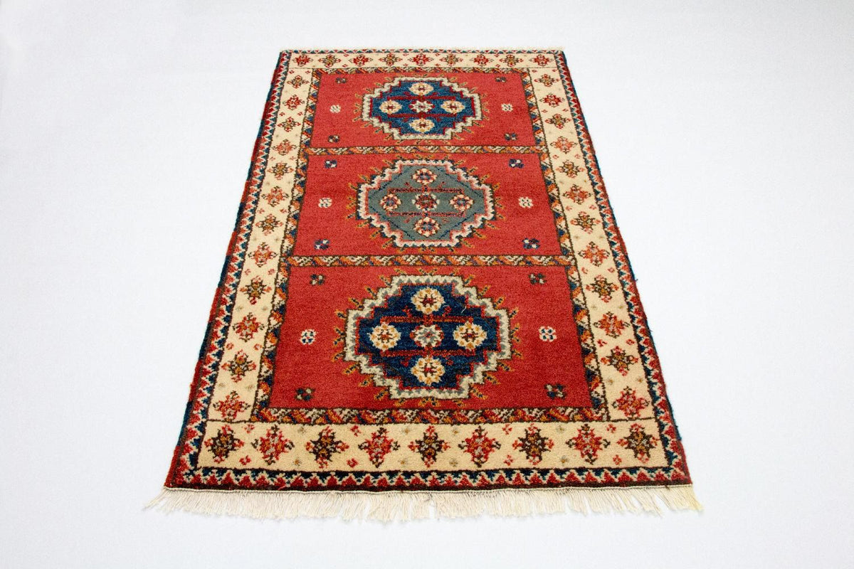 Oriental Rug - 152 x 94 cm - red