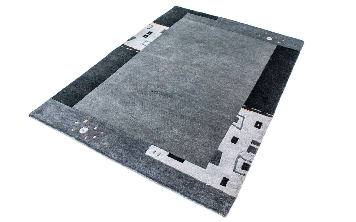 Nepal Rug - 180 x 124 cm - silver