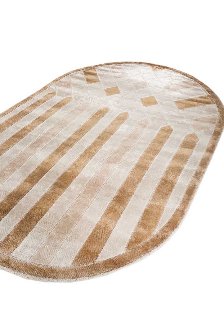 Designer Rug oval  - 270 x 180 cm - brown