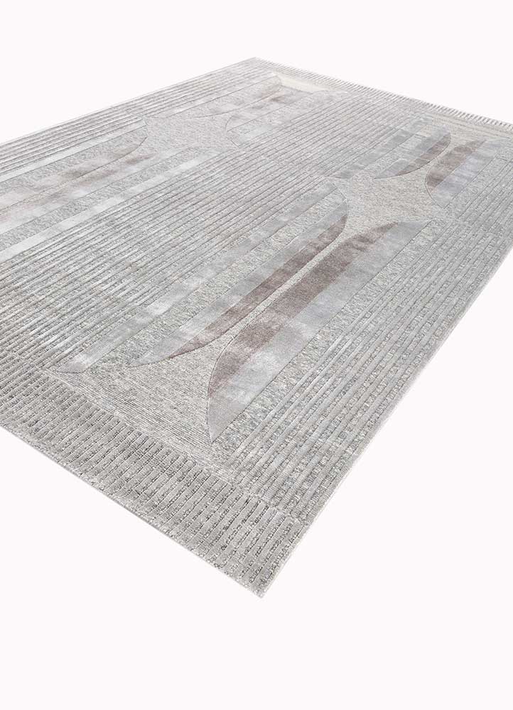 Designer Rug - 270 x 180 cm - silver