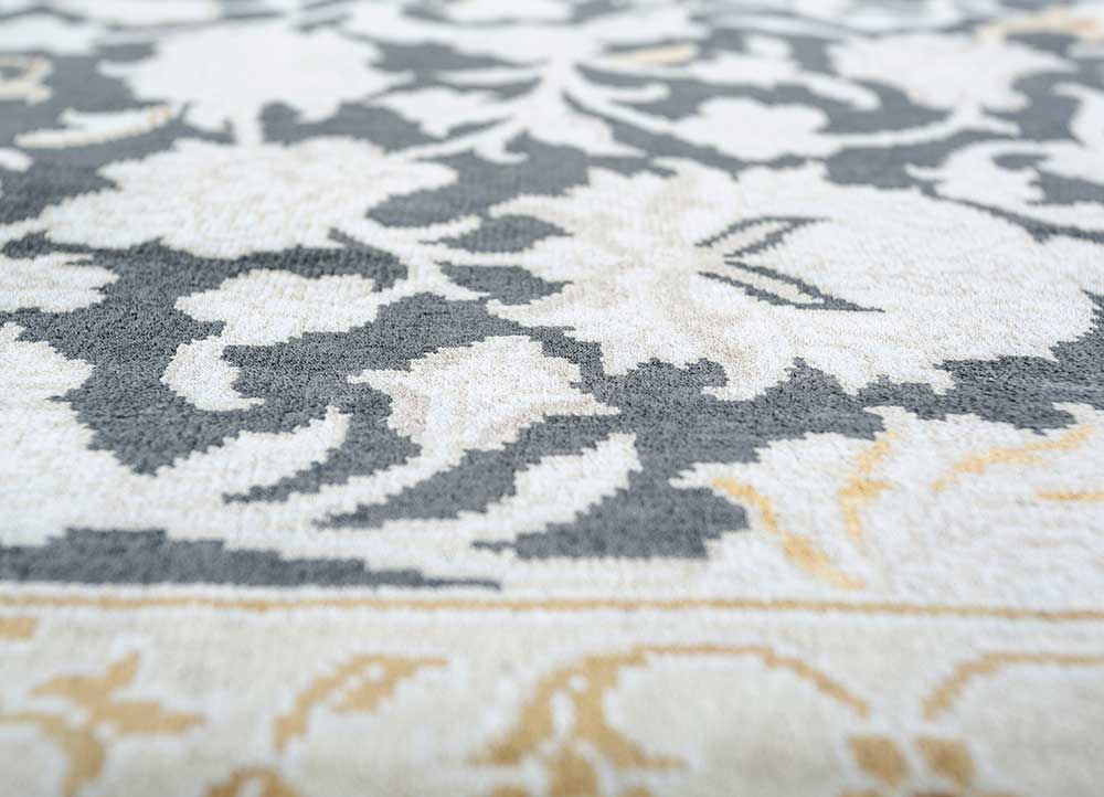 Designer Rug - 300 x 240 cm - multicolored