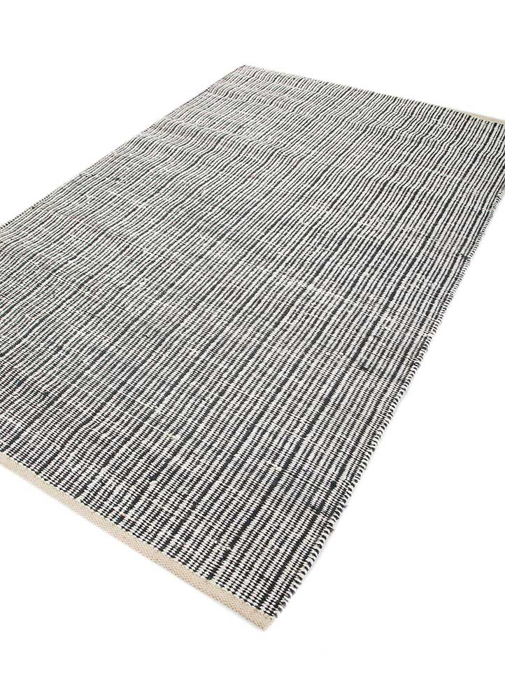 Sisal Rug - 240 x 150 cm - black and white