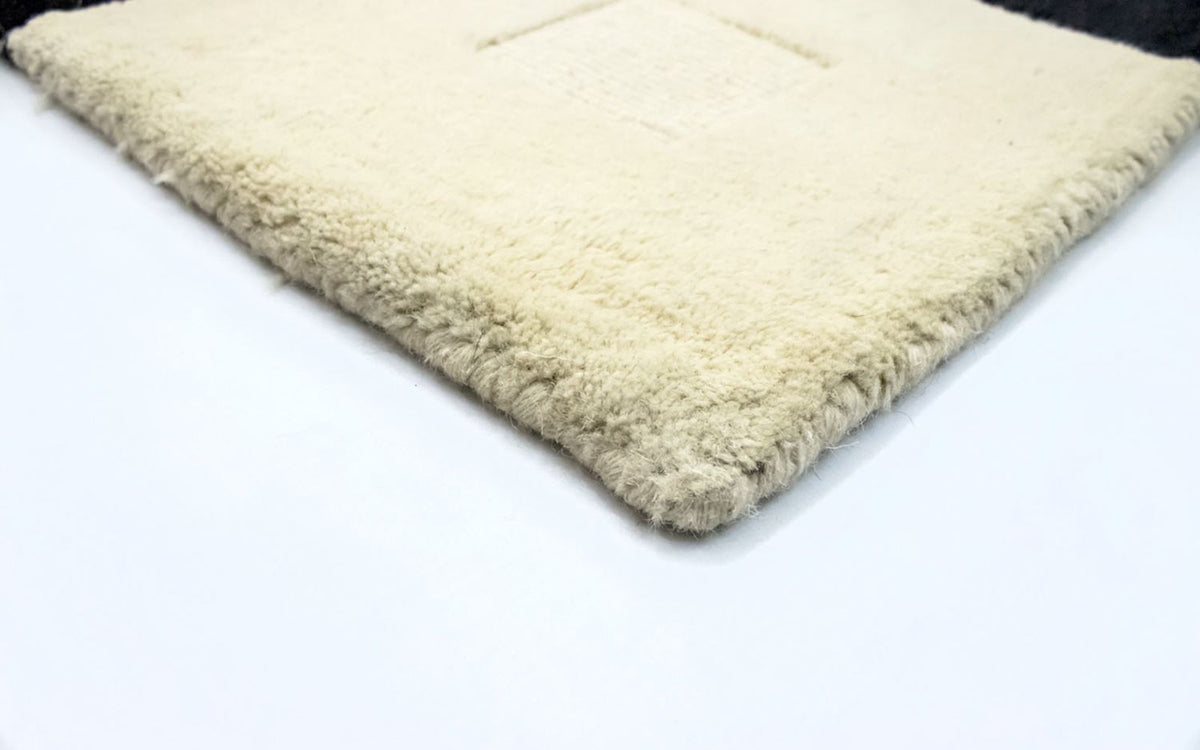 Wool Rug - 150 x 90 cm - multicolored