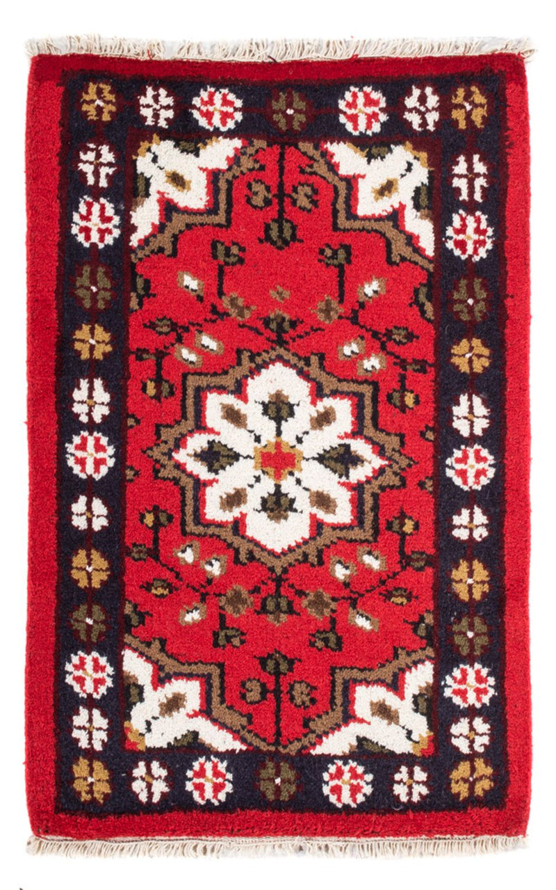 Oriental Rug - 90 x 60 cm - red