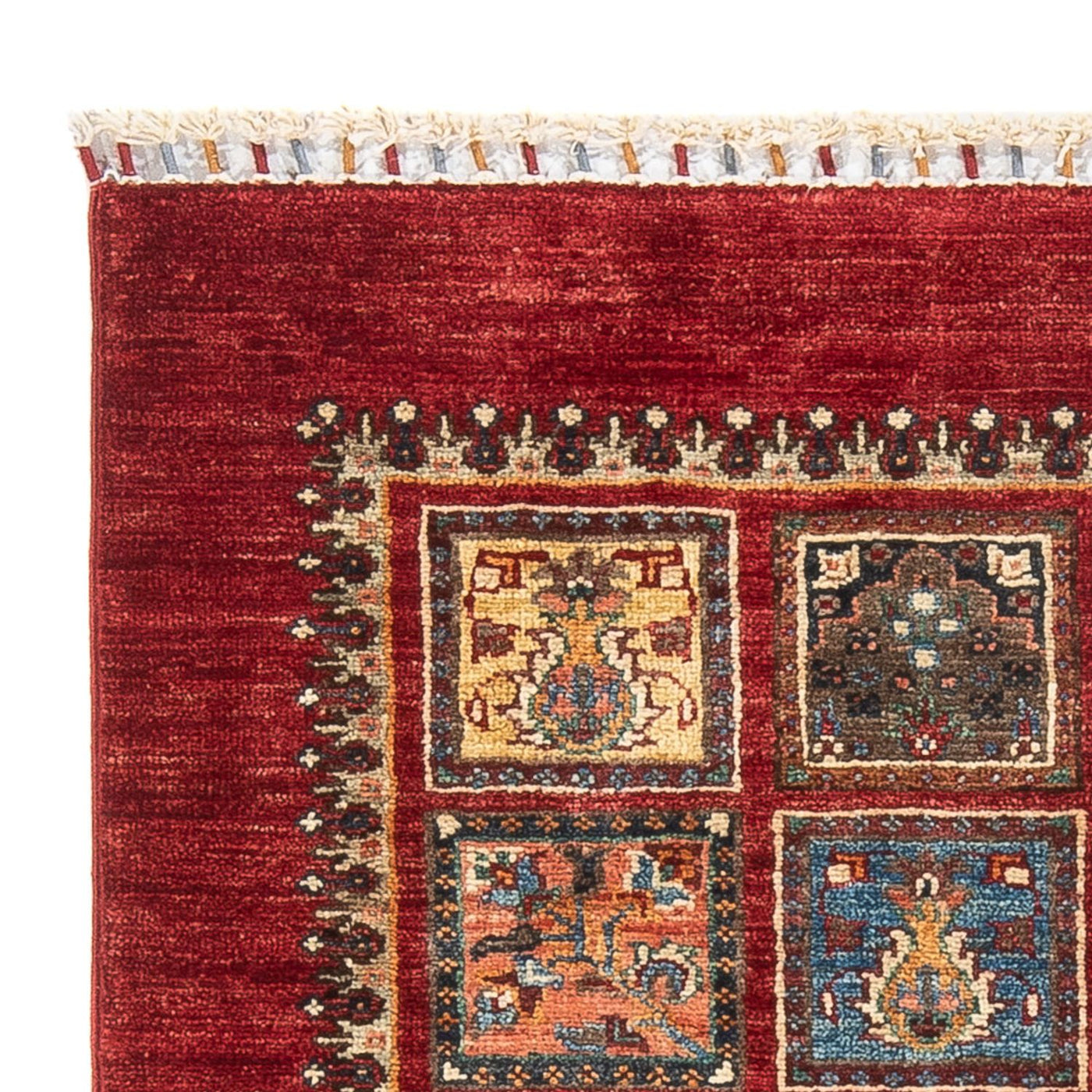 Bakhtiari Rug 113x87cm - Oriental Rug
