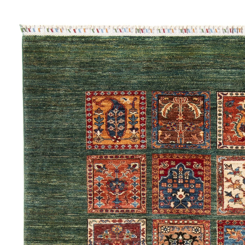Ziegler Rug - Bakhtiari - 232 x 175 cm - multicolored