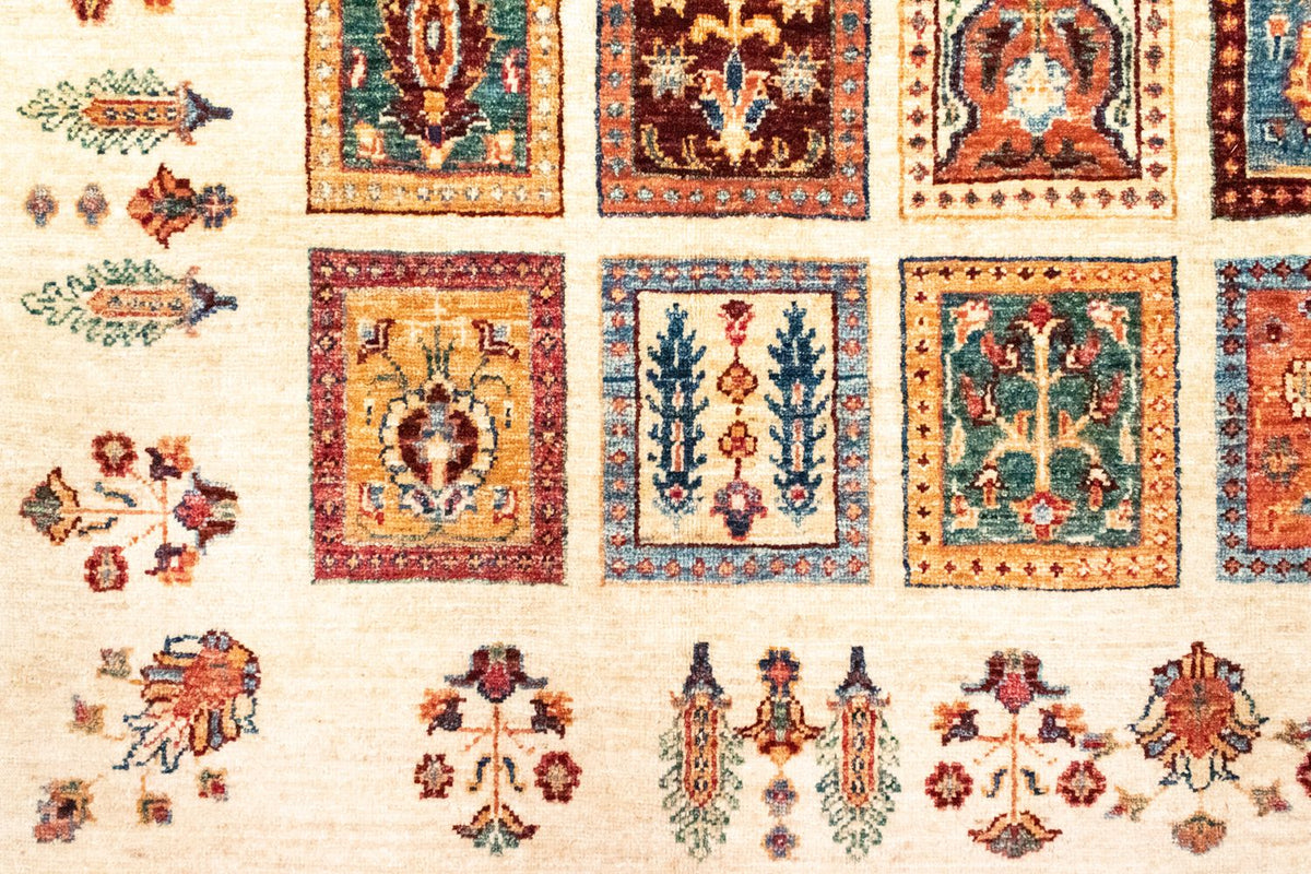 Ziegler Rug - 256 x 186 cm - colorful