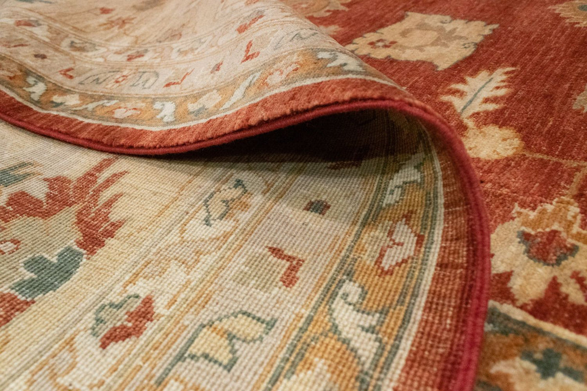 Ziegler Rug - 398 x 307 cm - red