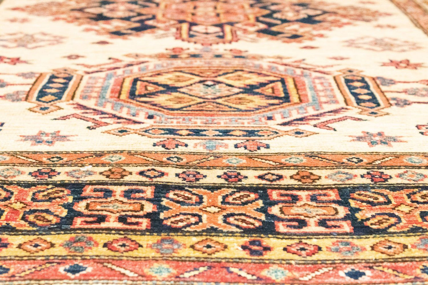 Kazak Rug 166x128cm - Oriental Rug