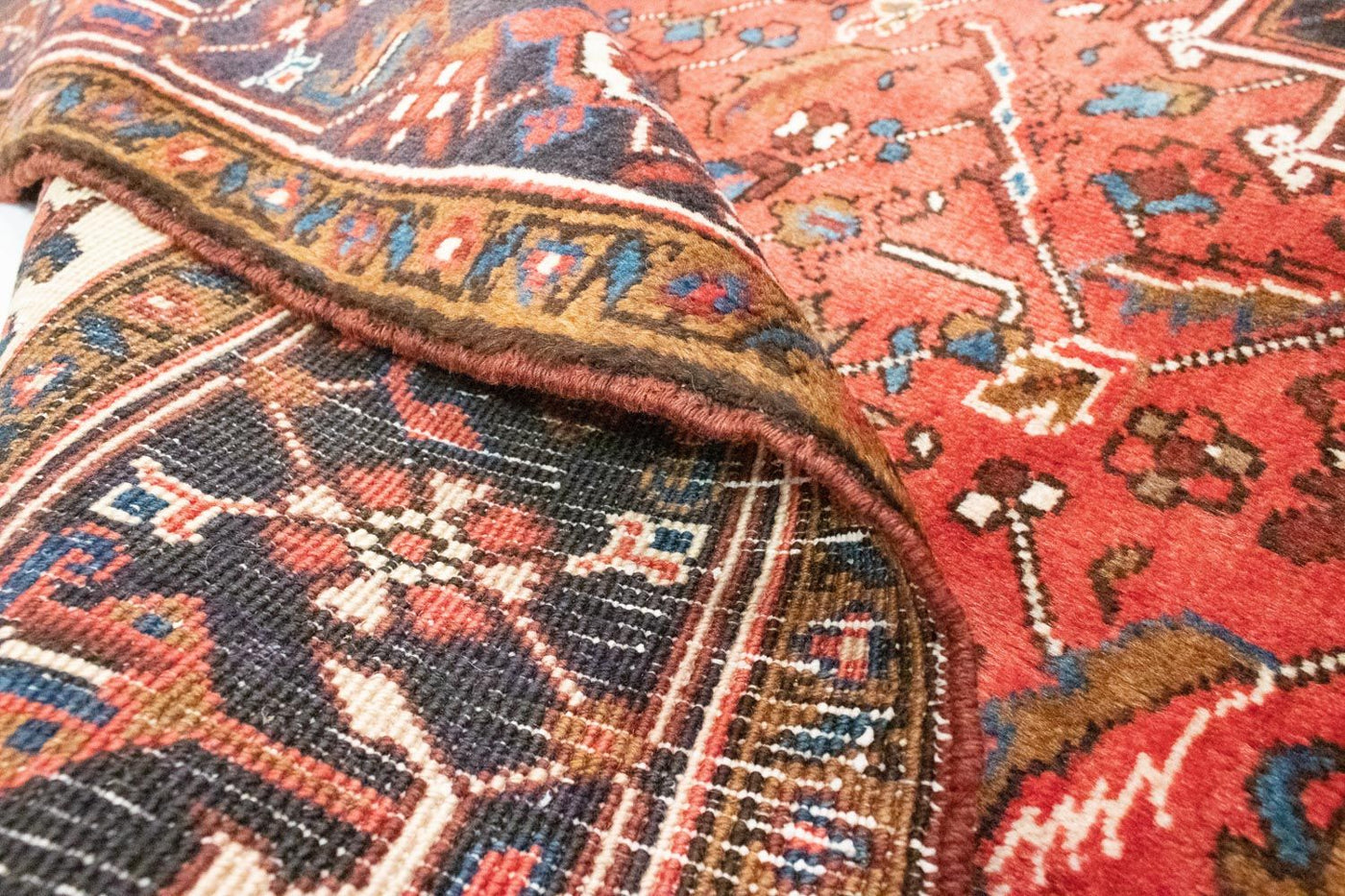 Heriz Rug 319x230cm - Persian Rugs