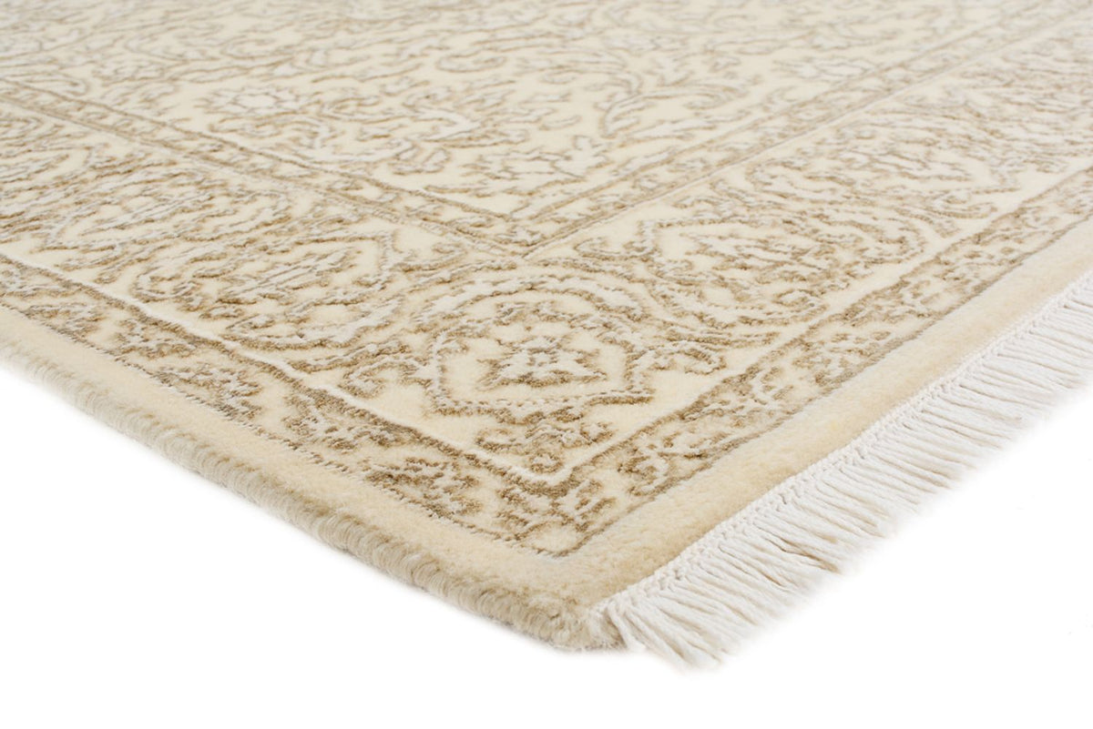 Oriental Rug - 144 x 73 cm - light beige