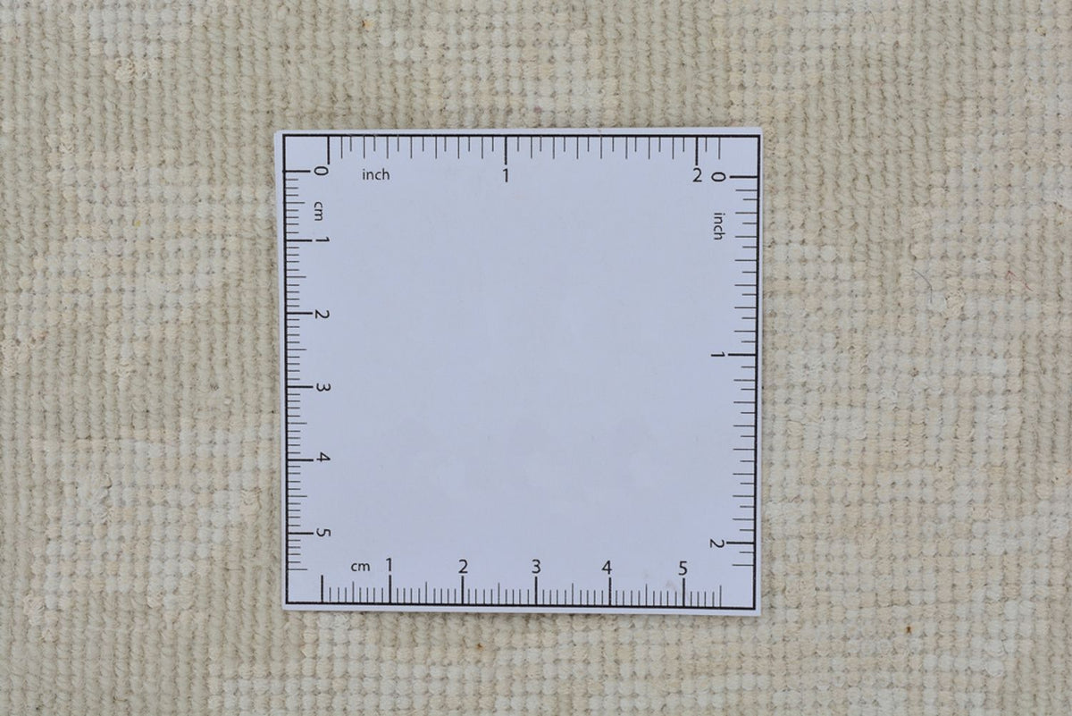 Oriental Rug - 299 x 204 cm - light beige