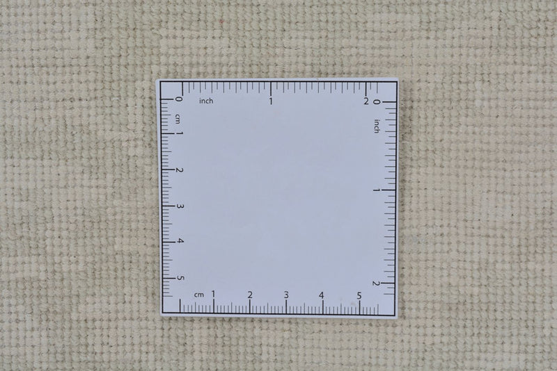 Oriental Rug - 242 x 170 cm - light beige