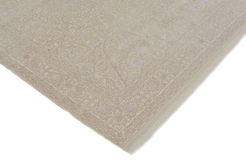 Oriental Rug - 241 x 176 cm - cream