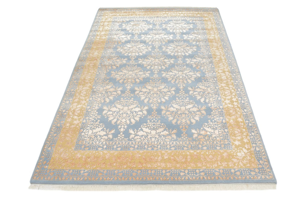 Oriental Rug - 307 x 206 cm - light blue