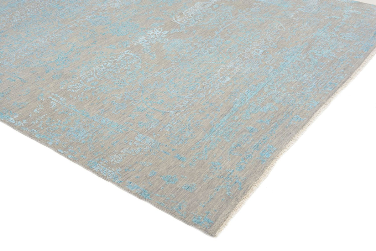 Designer Rug - 401 x 307 cm - light blue