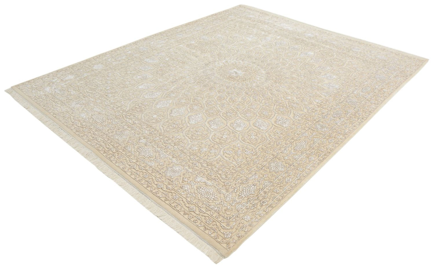 Oriental Rug 249x208cm
