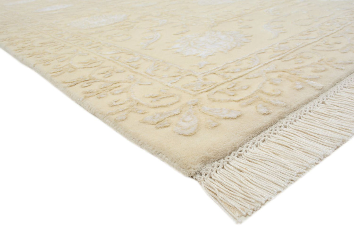 Oriental Rug - 253 x 207 cm - light beige